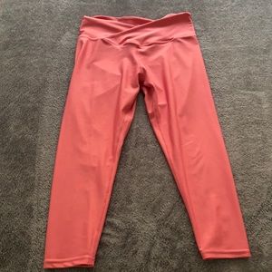 Coral Capri workout leggings